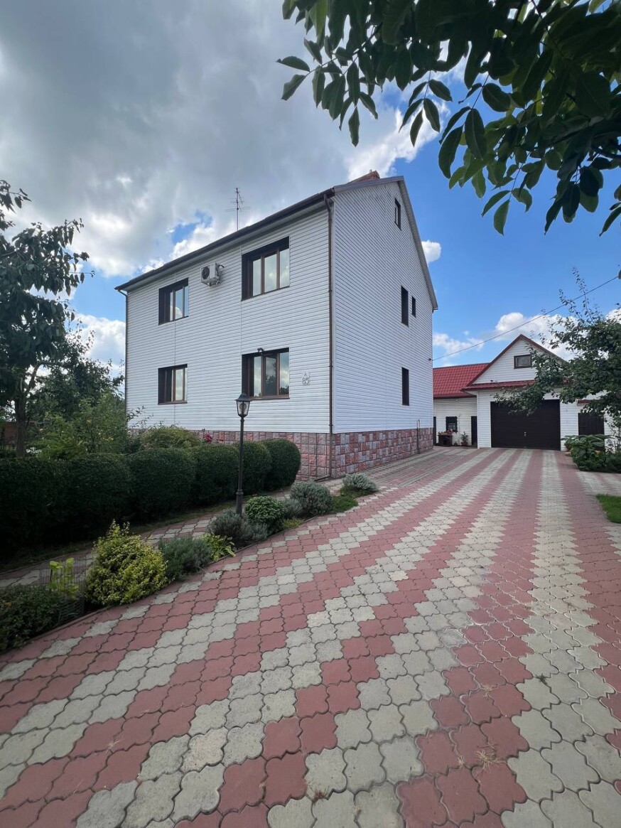 Продаж 2-х поверхового будинку на вул. Сагайдачного
